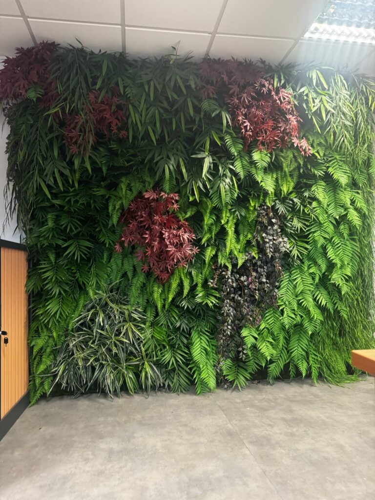 Purchase of a green wall for your business or offices in Paris (Odzo)