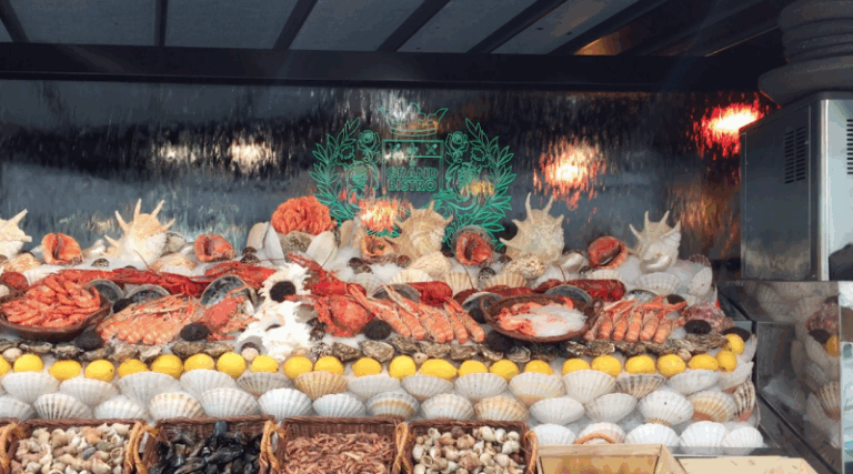 Water wall, Grand Bistrot Breteuil